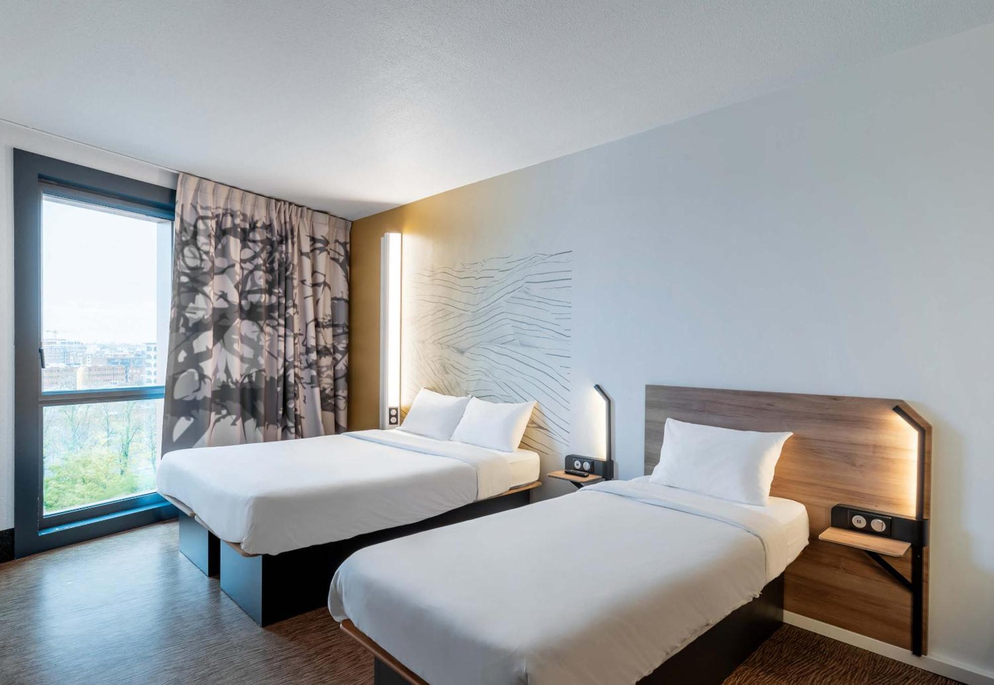 B&B Hotel Lille Grand Stade Villeneuve-d'Ascq Dış mekan fotoğraf