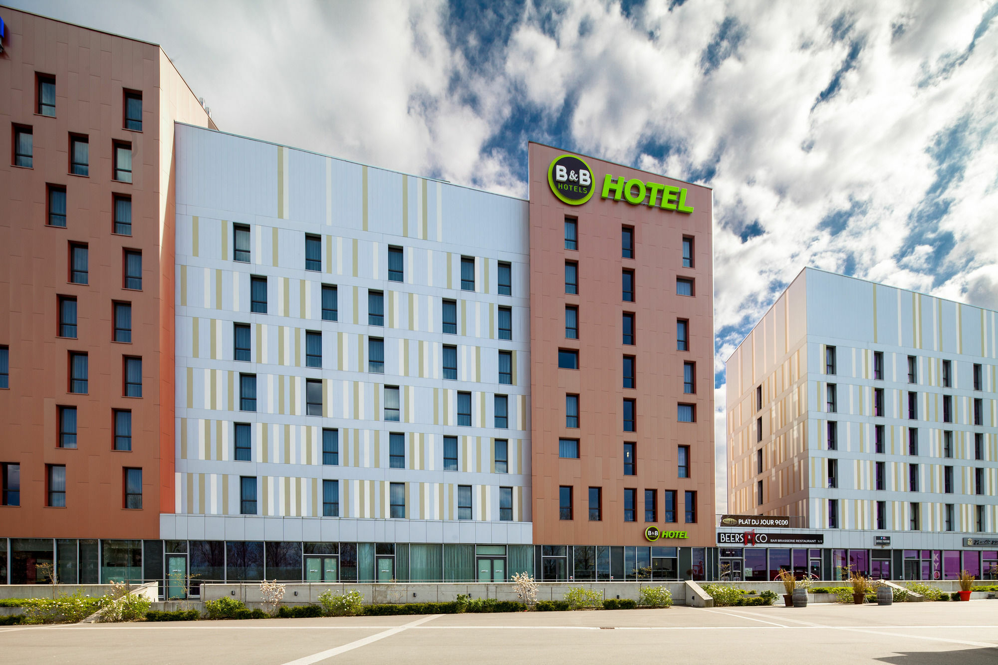 B&B Hotel Lille Grand Stade Villeneuve-d'Ascq Dış mekan fotoğraf